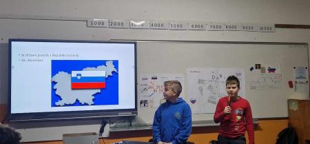 Živahno je bilo v decembru na podružnični šoli Kotlje (14)